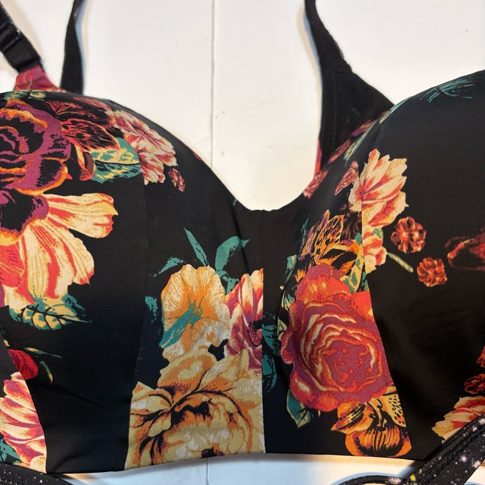 Torrid bra Back Smoothing lightly-lined full coverage bra black floral print 42c - Picture 5 of 8